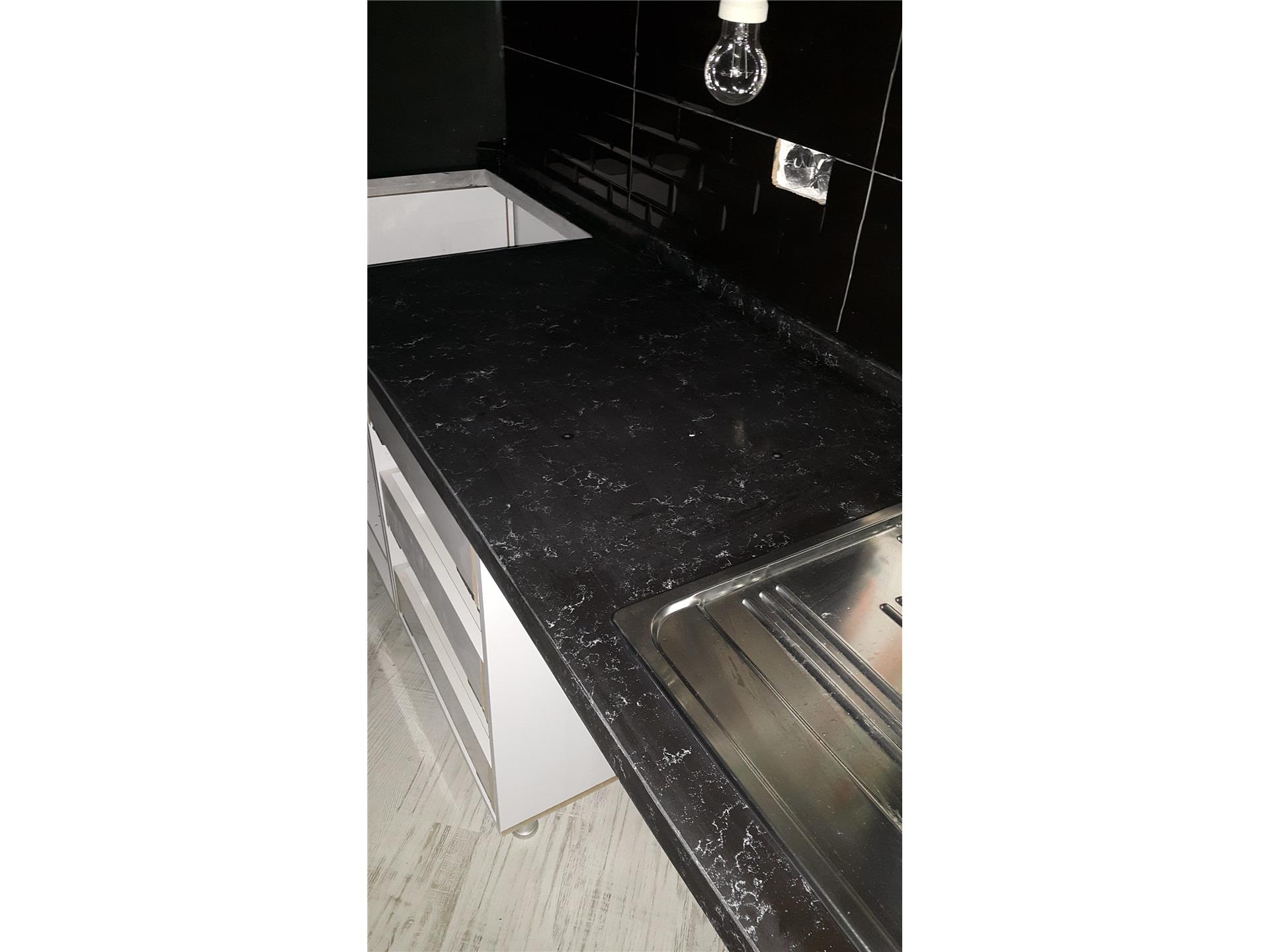 Spa Black – 8727